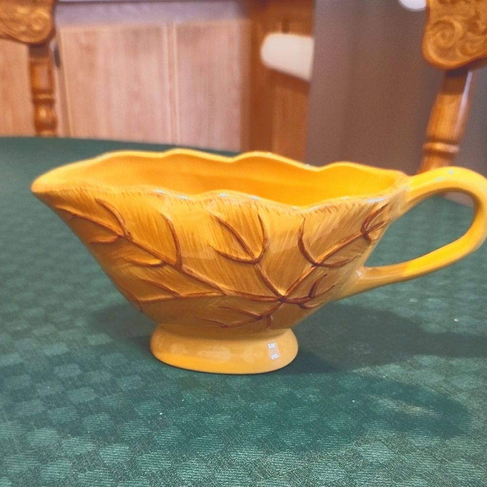NWT Fresh Decor Goldish-Yellow Gravy Boat - AUTUMN Fall Decor
